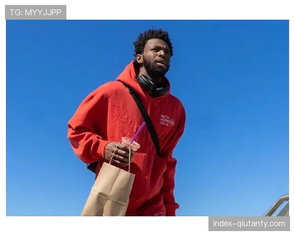 勇士队科尔透露G3将重新启用“波特-格林-维金斯”锋线组合以应对国王空间阵容